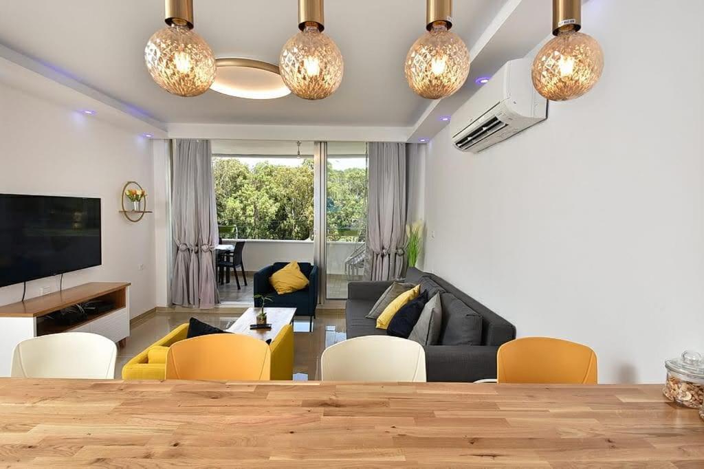 Achziv Sea & Sun Apartamento Gesher HaZiv Exterior foto