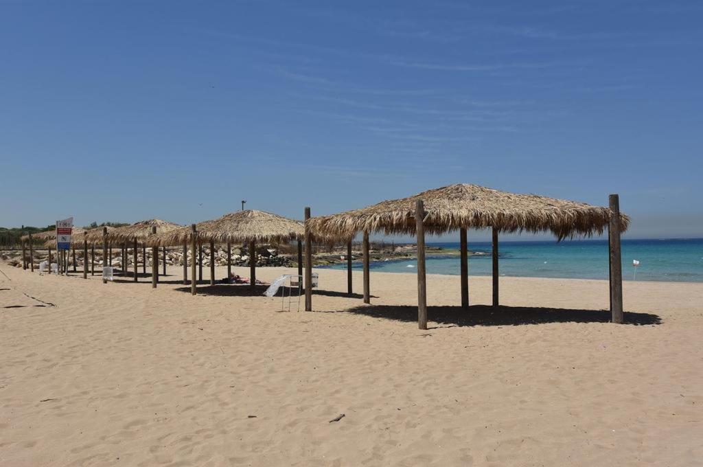 Achziv Sea & Sun Apartamento Gesher HaZiv Exterior foto